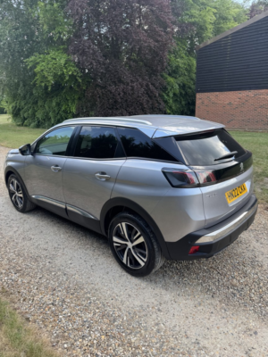 2022 Peugeot 3008 1.5 Bluehdi Allure Premium in Grey — image 6