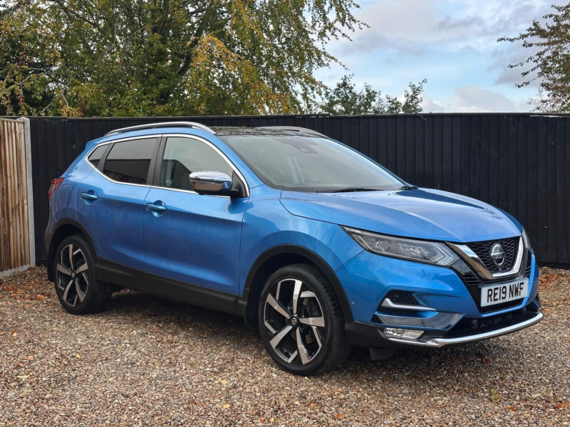 2019 Nissan Qashqai 1.3 Dig-T Tekna Euro 6 (s/s) 5dr in Blue — image 1