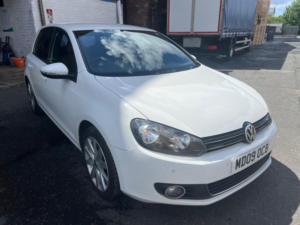 2009 Volkswagen Golf 1.4 Tsi Gt in White — image 3