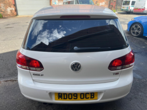 2009 Volkswagen Golf 1.4 Tsi Gt in White — image 6
