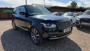 2016 Land Rover Range Rover 4.4 Sd V8 Autobiography Auto 4WD Euro 6 (s/s) 5dr in Black — image 4