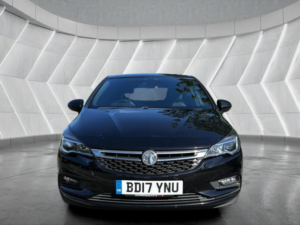 2017 Vauxhall Astra 1.4i Turbo Sri Nav Euro 6 5dr in Black — image 2