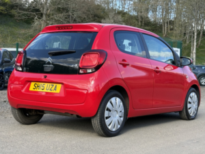 2015 Citroen C1 1.0 Vti Feel in Red — image 6