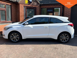 2015 Hyundai I20 1.2 Se Euro 6 3dr in White — image 5