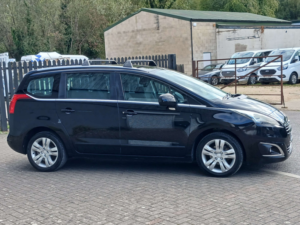 2014 Peugeot 5008 1.6 5008 Active E-Hdi Semi-Auto 5dr in Black — image 2