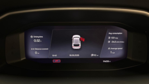 2021 SEAT Leon 1.4 Ehybrid 12.8kwh Fr Hatchback 5dr Petrol Plug-In Hybrid DSG Euro 6 (s/s) (204 Ps) in Black — image 6