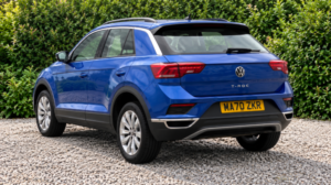 2020 Volkswagen T-Roc 1.0 Tsi Se in Blue — image 2