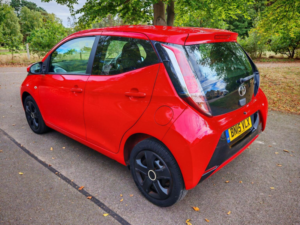 2015 Toyota Aygo 1.0 Vvt-I X-Play Euro 5 5dr Euro 5 in Red — image 6