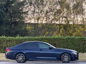 2020 BMW 5 Series 2.0 520i Mht M Sport Edition Steptronic Euro 6 (s/s) 4dr in Blue — image 2