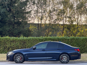 2020 BMW 5 Series 2.0 520i Mht M Sport Edition Steptronic Euro 6 (s/s) 4dr in Blue — image 4
