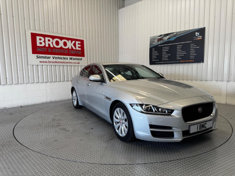 2015 Jaguar Xe 2.0d Portfolio Euro 6 (s/s) 4dr in Silver — image 1