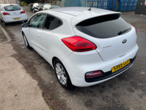 2015 Kia Proceed 1.4l Pro Ceed Sr7 Coupe 3dr Petrol Manual Euro 6 (98 Bhp) in White — image 6