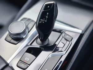 2018 BMW 5 Series 2.0 520d M Sport Auto Euro 6 (s/s) 4dr in Blue — image 6