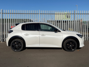 2022 Peugeot 208 1.2 Puretech Gt Hatchback 5dr Petrol Manual Euro 6 (s/s) (100 Ps) in White — image 5