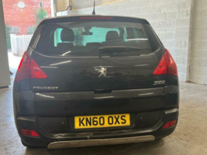 2010 Peugeot 3008 1.6 Hdi Exclusive SUV 5dr Diesel Manual Euro 4 (110 Bhp) in Grey — image 4