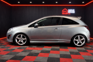 2011 Vauxhall Corsa 1.4 16v Sri in Silver — image 5
