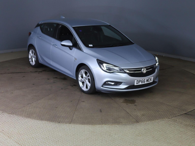 2016 Vauxhall Astra 1.4i Turbo Sri Nav Euro 6 5dr in Silver — image 1