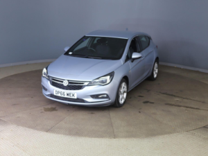 2016 Vauxhall Astra 1.4i Turbo Sri Nav Euro 6 5dr in Silver — image 3
