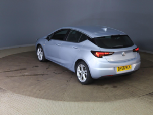 2016 Vauxhall Astra 1.4i Turbo Sri Nav Euro 6 5dr in Silver — image 4