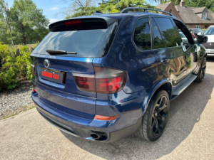 2012 BMW X5 3.0 X5 Xdrive30d Se in Blue — image 5