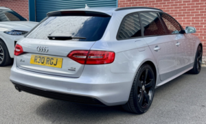 2015 Audi A4 Avant 2.0 Tdi Black Edition in Silver — image 5