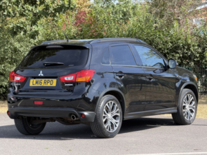 2016 Mitsubishi Asx 2.2 Di-D Zc-H in Black — image 4