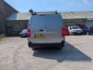 2021 Peugeot Expert 2.0 Bluehdi 1400 Professional Long Panel Van Lwb Euro 6 (s/s) 6dr in Grey — image 4
