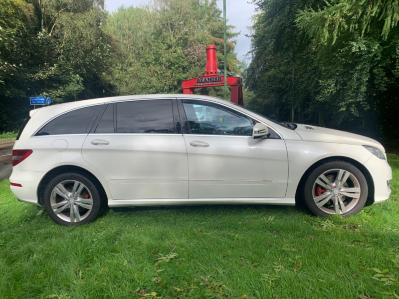 2012 Mercedes-Benz R Class 3.0 R350l Cdi in White — image 1