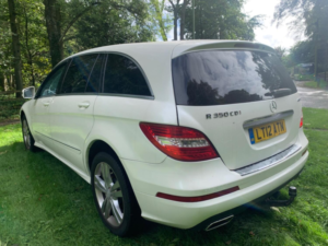 2012 Mercedes-Benz R Class 3.0 R350l Cdi in White — image 6