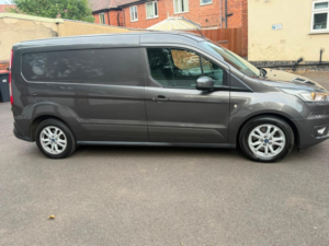 2019 Ford Transit Connect 1.5 240 Ecoblue Limited in Grey — image 3