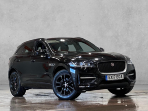 2017 Jaguar F-Pace 2.0 D180 R-Sport Auto AWD Euro 6 (s/s) 5dr in Black — image 4