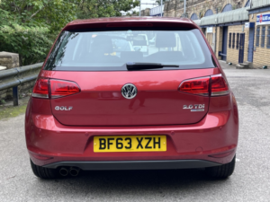 2013 Volkswagen Golf 2.0 Tdi Bluemotion Tech Se Hatchback 5dr Diesel Manual Euro 5 (s/s) (150 Ps) in Red — image 5