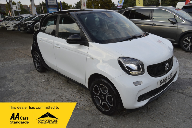 2018 Smart Forfour 1.0 Prime in Black — image 1