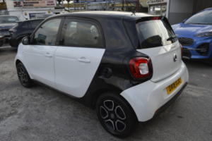 2018 Smart Forfour 1.0 Prime in Black — image 4