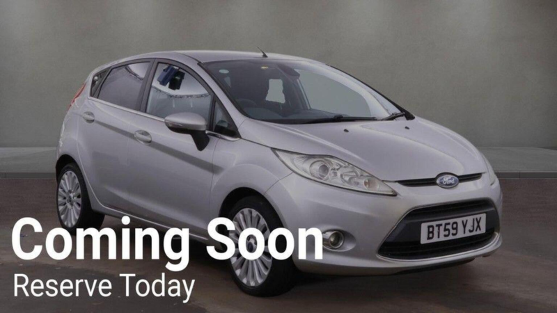 2010 Ford Fiesta 1.4 Titanium 5dr in Silver — image 1