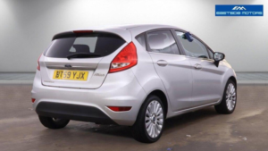 2010 Ford Fiesta 1.4 Titanium 5dr in Silver — image 5