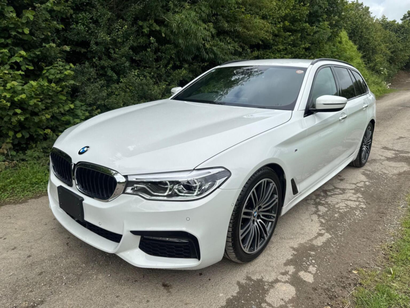 2018 BMW 5 Series 2.0 530i M Sport Touring Auto Euro 6 (s/s) 5dr in White — image 1