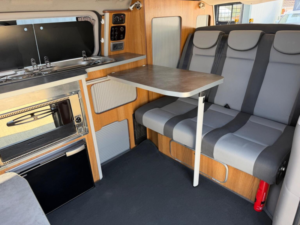 2011 Hyundai I800 Wellhouse Camper Van 4 Berth 2.5crdi in Grey — image 2