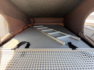 2011 Hyundai I800 Wellhouse Camper Van 4 Berth 2.5crdi in Grey — image 6