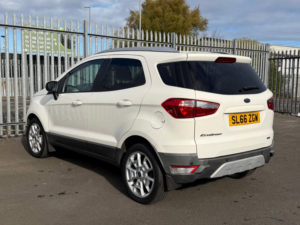 2016 Ford Ecosport 1.0t Ecoboost Titanium SUV 5dr Petrol Manual 2WD Euro 5 (s/s) (125 Ps) in White — image 4