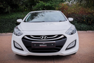 2013 Hyundai I30 1.6 Active Auto Euro 5 5dr in White — image 2
