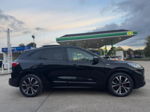 2022 Ford Kuga 1.5t Ecoboost St-Line X Euro 6 (s/s) 5dr in Black — image 3