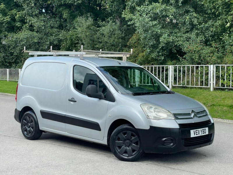 2011 Citroen Berlingo 1.6 Hdi 625 Lx L1 5dr in Silver — image 1