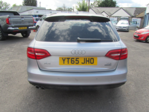 2015 Audi A4 Avant 2.0 Tdi Black Edition in Silver — image 5