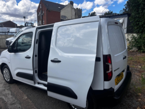 2023 Citroen Berlingo 1.5 Bluehdi 1000 Enterprise Edition M Swb Euro 6 (s/s) 5dr in White — image 6
