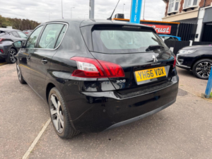 2016 Peugeot 308 2.0 Bluehdi Allure Euro 6 (s/s) 5dr in Black — image 3