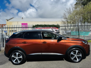 2017 Peugeot 3008 1.6 Bluehdi Allure in Bronze — image 3