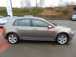 2015 Volkswagen Golf 1.4 Tsi Bluemotion Tech Match * 10 Service Stamps * Timing Belt And Water Pump Replaced In January 2 in Grey — image 2