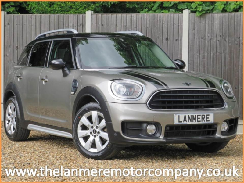 2018 MINI Countryman MINI Cooper 1.5 Countryman Chili Pack Manual * Sat Nav + Head Up Display + Big Spec * in Silver — image 1