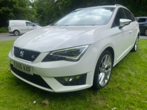 2016 SEAT Leon 2.0 Tdi Fr in White — image 3